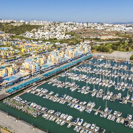 Marina Breeze Apartment With Pool - 900M From The Beach Albufeira Extérieur photo