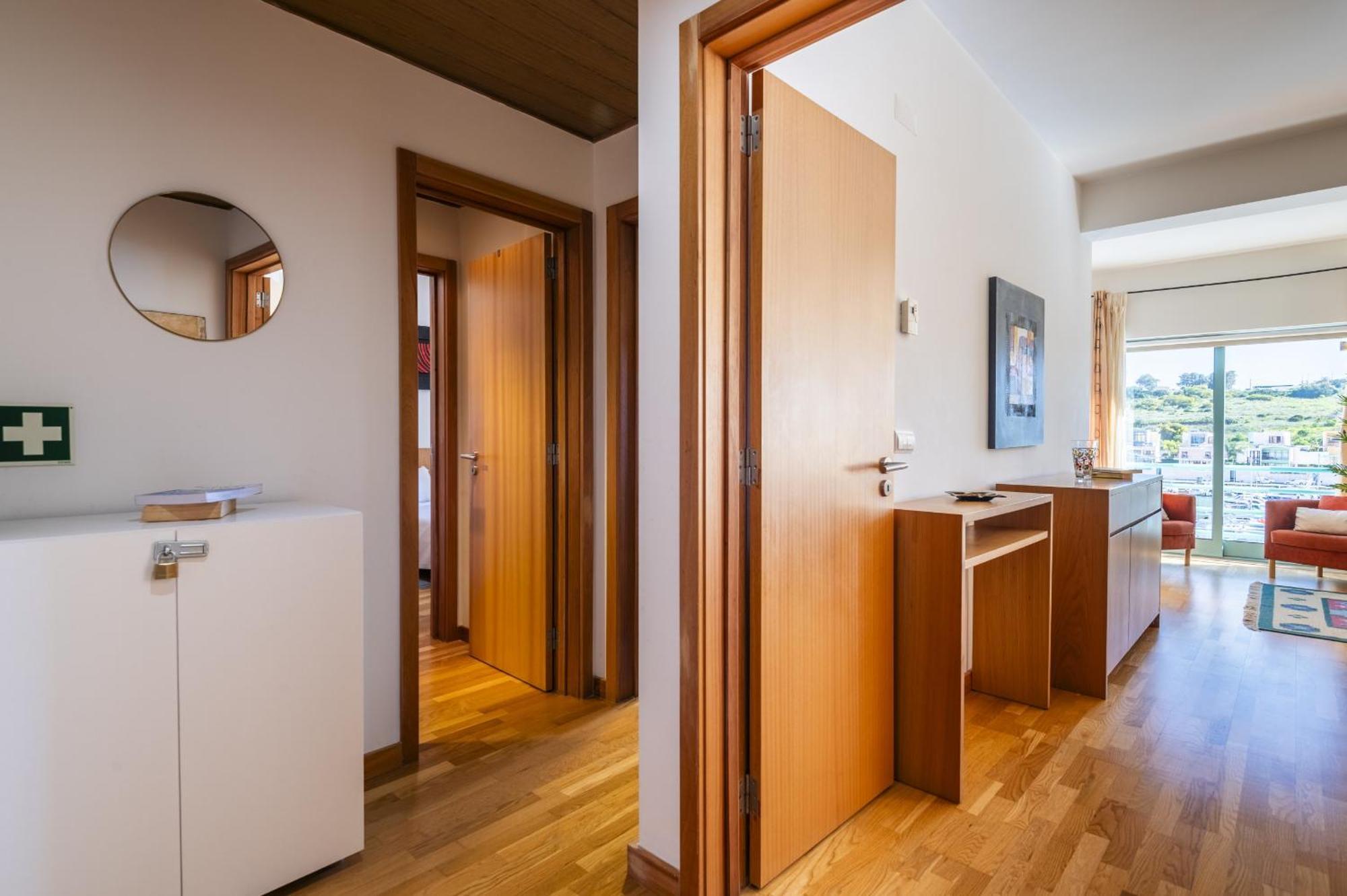 Marina Breeze Apartment With Pool - 900M From The Beach Albufeira Extérieur photo