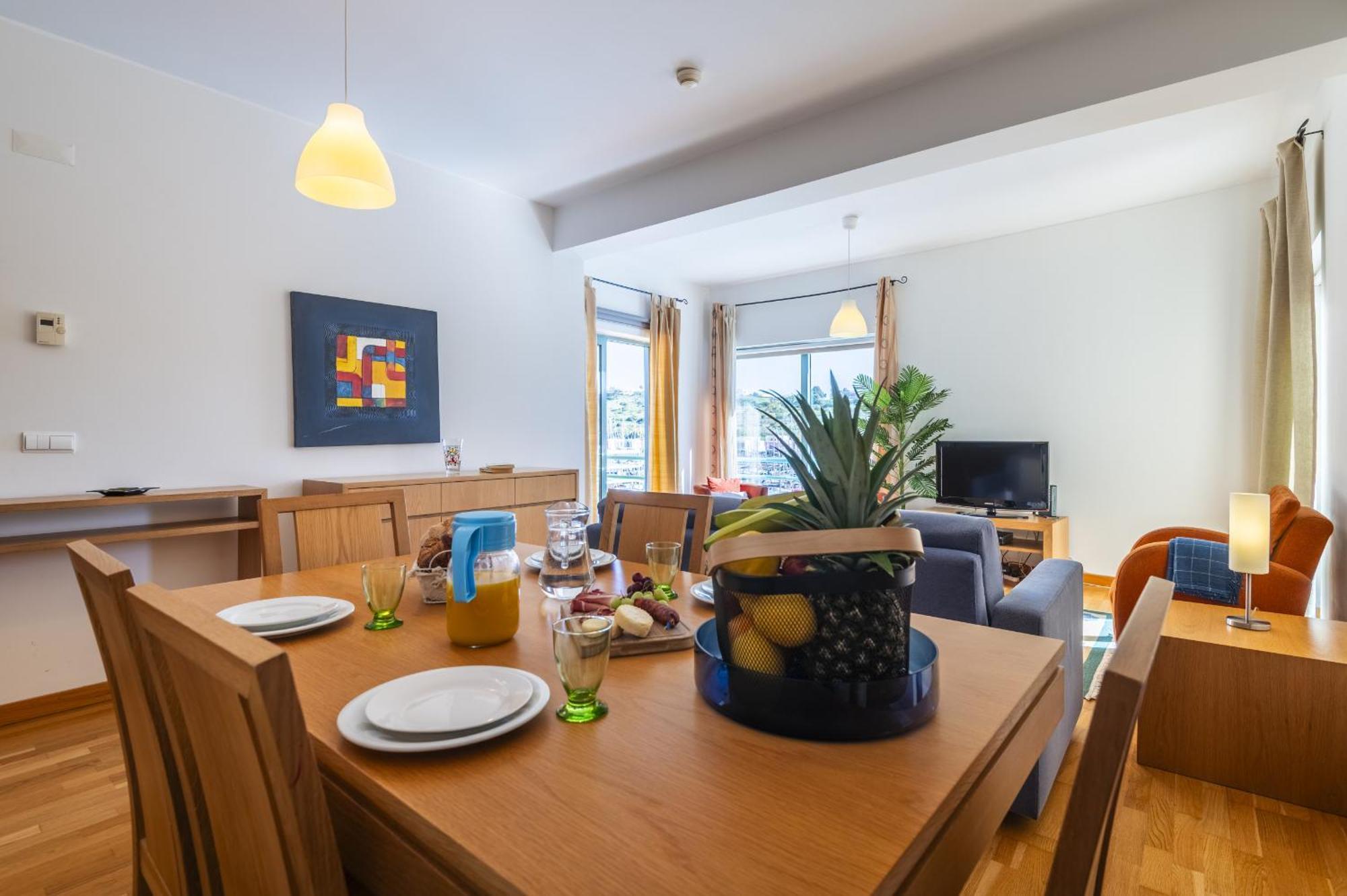 Marina Breeze Apartment With Pool - 900M From The Beach Albufeira Extérieur photo