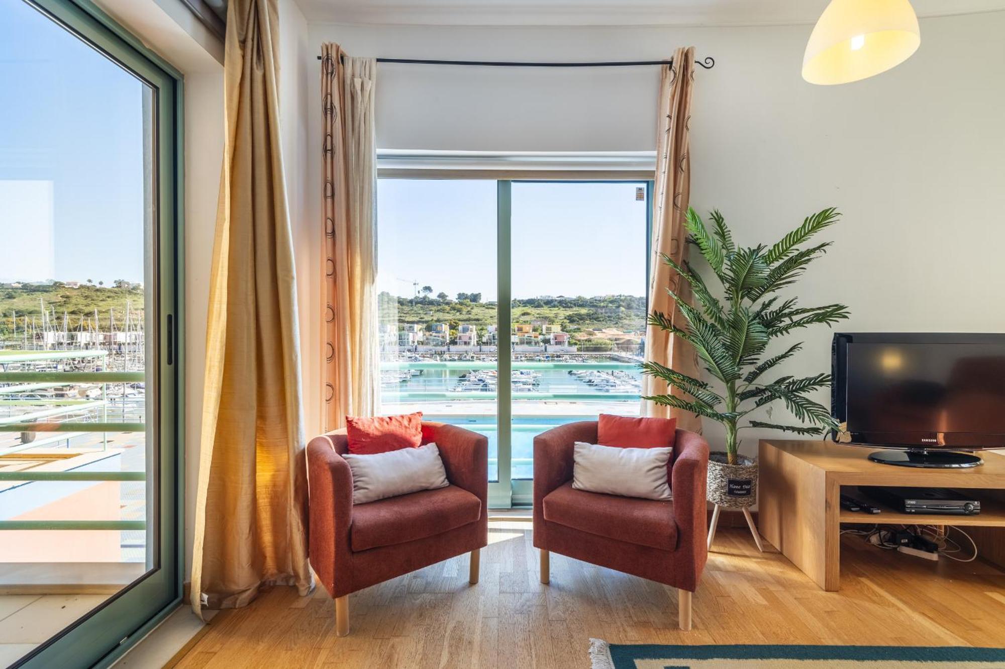 Marina Breeze Apartment With Pool - 900M From The Beach Albufeira Extérieur photo